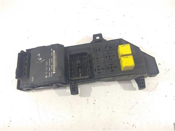 12798346 Caja Reles Saab 900 1262789 PIZ/781/64/c2/1262789/64c28bd5-b102-4cd7-a304-1104df38627a.jpg 12798346 Caja Reles Saab 900 1262789 PIZ/781/64/c2/1262789/64c28bd5-b102-4cd7-a304-1104df38627a.jpg