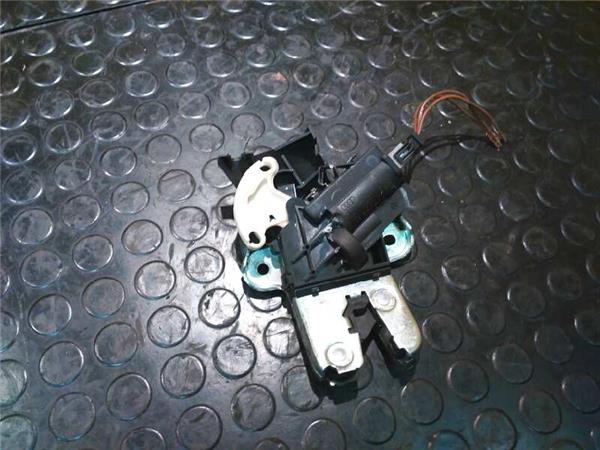 cerradura porton volkswagen passat berlina 3c