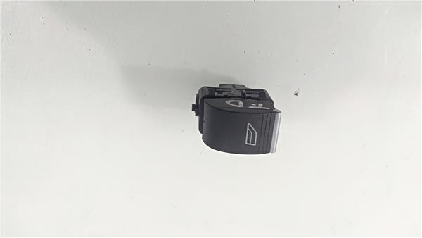 F1ET14529AA Botonera Puerta Trasera Derecha Ford Kuga 2457771 PIZ/781/6a/51/2457771/6a51dc19-e586-4c1c-909e-81ae7aaab398.jpg F1ET14529AA Botonera Puerta Trasera Derecha Ford Kuga 2457771 PIZ/781/6a/51/2457771/6a51dc19-e586-4c1c-909e-81ae7aaab398.jpg