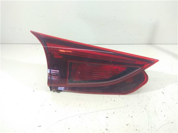 INTERIOR Piloto Trasero Derecho Mazda 3 1372262 PIZ/781/6d/15/1372262/6d154cc9-e08f-40b9-9395-19e815ce722f.jpg INTERIOR Piloto Trasero Derecho Mazda 3 1372262 PIZ/781/6d/15/1372262/6d154cc9-e08f-40b9-9395-19e815ce722f.jpg