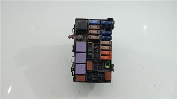 8200445566B Caja Reles Renault Laguna 2604685 PIZ/781/6f/3e/2604685/6f3e5720-fcbc-4f48-8be6-bf745ebe9ee0.jpg 8200445566B Caja Reles Renault Laguna 2604685 PIZ/781/6f/3e/2604685/6f3e5720-fcbc-4f48-8be6-bf745ebe9ee0.jpg