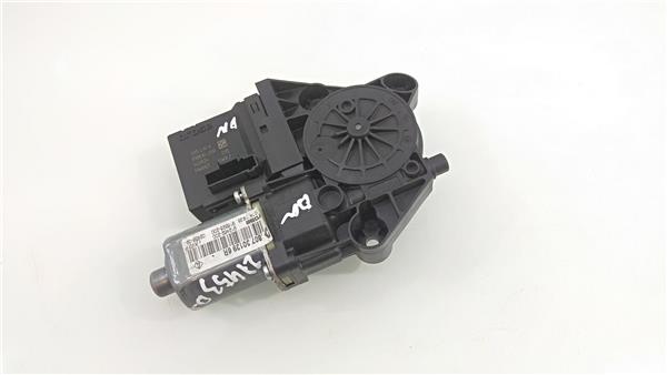 807301396R MOTOR ELEVALUNAS DELANTERO DERECHO Renault Megane 2523111 PIZ/781/72/35/2523111/7235244b-aeb7-4fb3-9c86-c4ec17e07af9.jpg 807301396R MOTOR ELEVALUNAS DELANTERO DERECHO Renault Megane 2523111 PIZ/781/72/35/2523111/7235244b-aeb7-4fb3-9c86-c4ec17e07af9.jpg