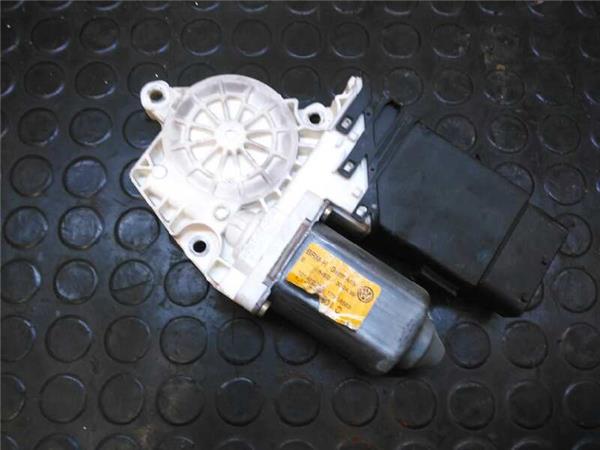 COMFORT MOTOR ELEVALUNAS DELANTERO IZQUIERDO Volkswagen Golf 268295 PIZ/781/7c/d4/268295/7cd424d1-bb77-4278-95ec-0b02498e10d6.jpg COMFORT MOTOR ELEVALUNAS DELANTERO IZQUIERDO Volkswagen Golf 268295 PIZ/781/7c/d4/268295/7cd424d1-bb77-4278-95ec-0b02498e10d6.jpg