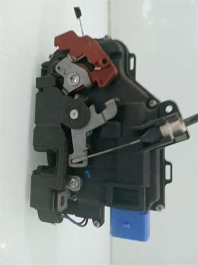 3D1837015AB Cerradura Puerta Delantera Izquierda Volkswagen Golf 2748983 PIZ/781/80/90/2748983/80906757-bbdf-4ccd-888b-b0e331b05e47.jpg 3D1837015AB Cerradura Puerta Delantera Izquierda Volkswagen Golf 2748983 PIZ/781/80/90/2748983/80906757-bbdf-4ccd-888b-b0e331b05e47.jpg