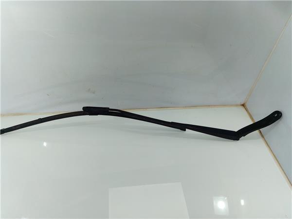 brazo limpiaparabrisas delantero izquierdo pe