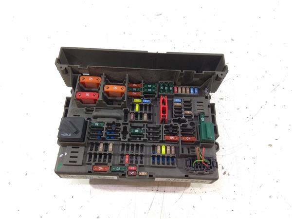 10688710 Caja Reles BMW Serie 3 1839200 PIZ/781/b6/a3/1839200/b6a33520-bb23-43ef-8ae6-14153ea9de54.jpg 10688710 Caja Reles BMW Serie 3 1839200 PIZ/781/b6/a3/1839200/b6a33520-bb23-43ef-8ae6-14153ea9de54.jpg