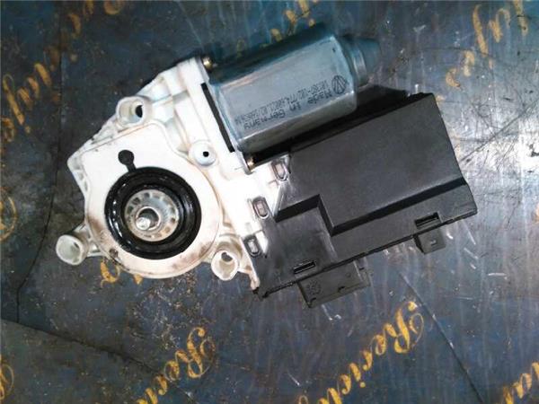 9648485080 MOTOR ELEVALUNAS DELANTERO DERECHO Citroen C5 1196957 PIZ/781/b8/27/1196957/b827a178-8b69-4786-979f-1aef4b7f9e1e.jpg 9648485080 MOTOR ELEVALUNAS DELANTERO DERECHO Citroen C5 1196957 PIZ/781/b8/27/1196957/b827a178-8b69-4786-979f-1aef4b7f9e1e.jpg