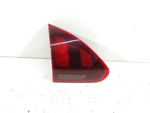 piloto trasero izquierdo peugeot 2008 2013