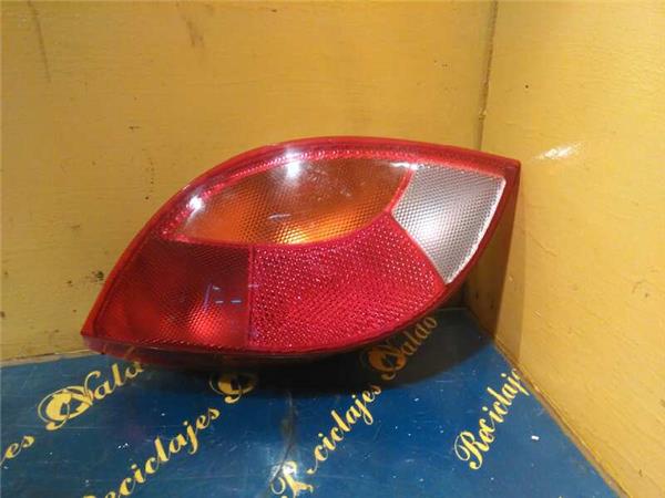 SIN DEFINIR Piloto Trasero Derecho Ford KA 1129784 PIZ/781/c4/4e/1129784/c44e43a7-e373-4502-aaa4-102112a9199f.jpg SIN DEFINIR Piloto Trasero Derecho Ford KA 1129784 PIZ/781/c4/4e/1129784/c44e43a7-e373-4502-aaa4-102112a9199f.jpg