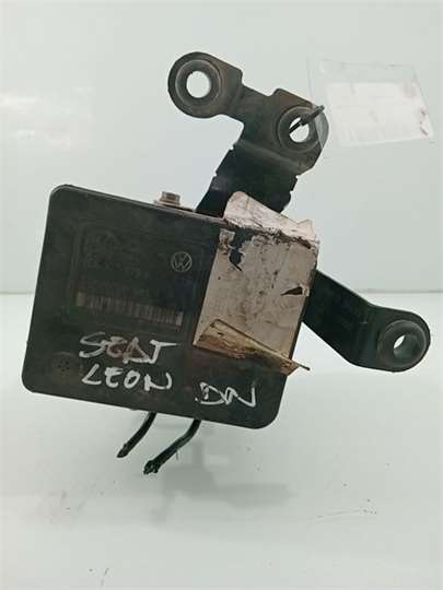 1J0614417D ABS Seat Leon 2746717 PIZ/781/c6/87/2746717/c687ebde-da31-4121-b40b-140c3694025e.jpg 1J0614417D ABS Seat Leon 2746717 PIZ/781/c6/87/2746717/c687ebde-da31-4121-b40b-140c3694025e.jpg