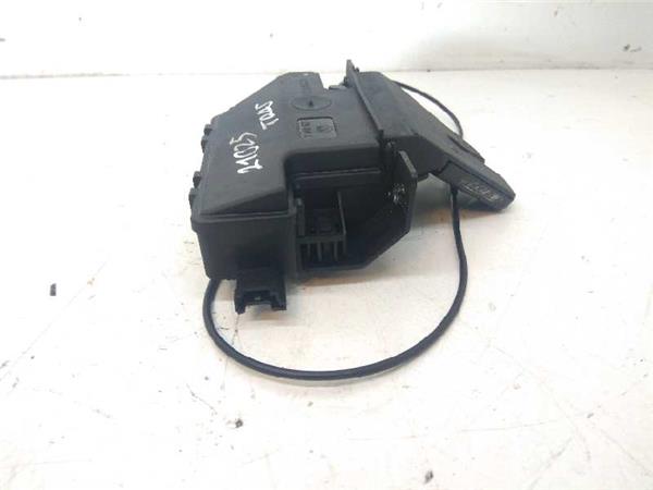 7840617 Cerradura Porton BMW SERIE 1 1748004 PIZ/781/d3/d3/1748004/d3d37df8-4802-47fa-8da0-3a3273d8cded.jpg