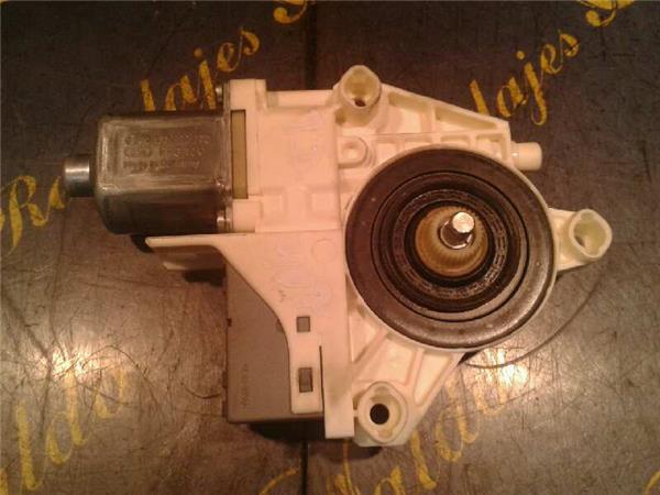 9646595580 MOTOR ELEVALUNAS TRASERO DERECHO Peugeot 407 798295 PIZ/781/e1/7a/798295/e17ae25c-e22d-4394-8ced-8ea40bdc91df.jpg 9646595580 MOTOR ELEVALUNAS TRASERO DERECHO Peugeot 407 798295 PIZ/781/e1/7a/798295/e17ae25c-e22d-4394-8ced-8ea40bdc91df.jpg