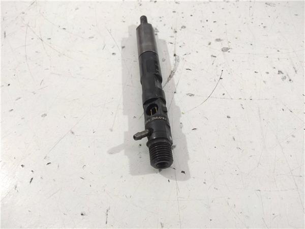8200206565 Inyector Renault KANGOO 2082334 PIZ/781/e5/74/2082334/e5742d8a-0283-408d-8644-5fe346a48bf8.jpg 8200206565 Inyector Renault KANGOO 2082334 PIZ/781/e5/74/2082334/e5742d8a-0283-408d-8644-5fe346a48bf8.jpg