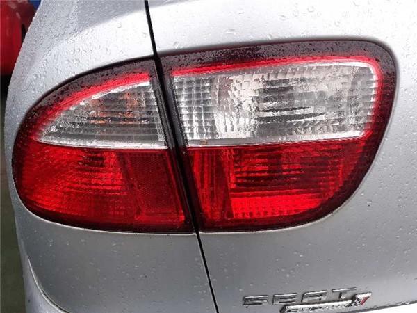 piloto trasero izquierdo seat leon 1m1 111999