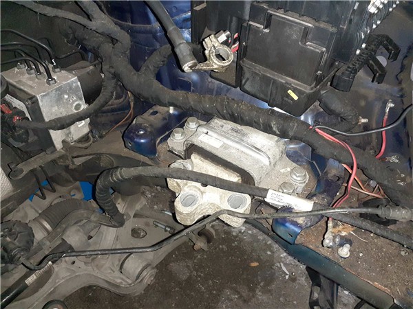 soporte izquierdo motor volkswagen passat ber