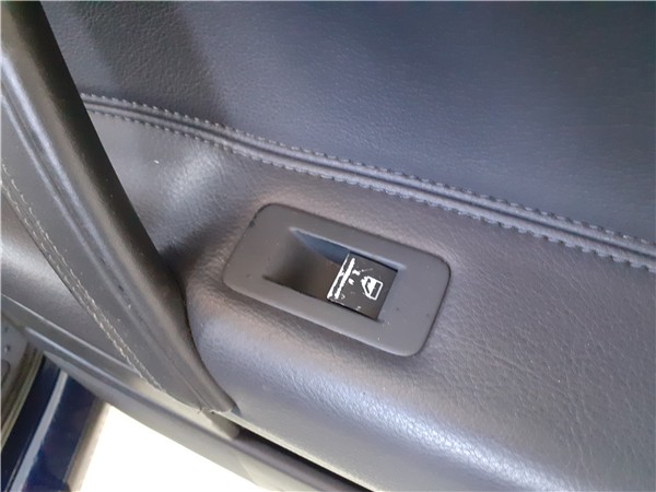 botonera puerta trasera derecha volkswagen to