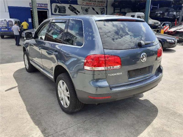 tapa maletero volkswagen touareg 7la 2002 25