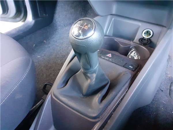 palanca de cambio seat ibiza berlina 6j5 0620
