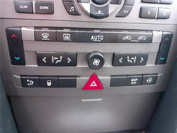 interruptor luces emergencia peugeot 407 (2004 >) 2.0 st confort [2,0 ltr.   100 kw 16v hdi cat (rhr / dw10bted4)]