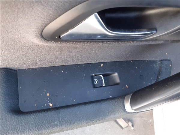 botonera puerta delantera derecha volkswagen