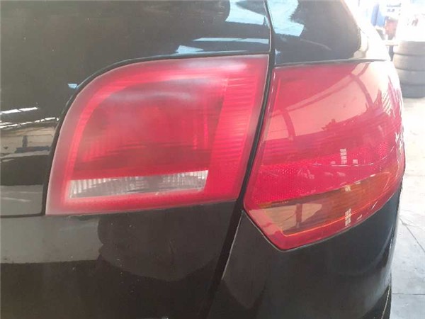 piloto trasero central audi a3 sportback 8pa