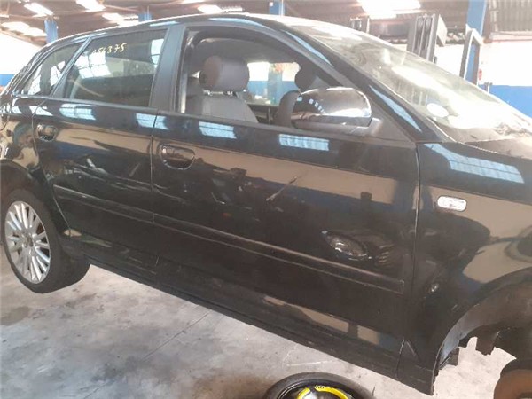 puerta delantera derecha audi a3 sportback 8p