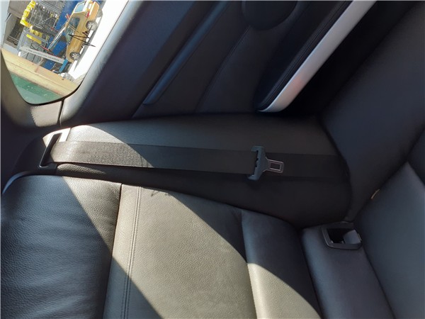 cinturon seguridad trasero derecho bmw serie