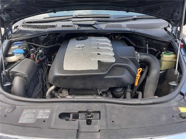 mangueta delantera derecha volkswagen touareg