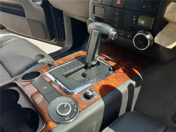 palanca de cambio volkswagen touareg 7la 2002