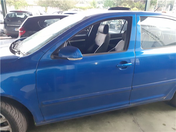 puerta delantera izquierda skoda octavia berl