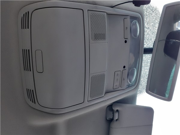 luz interior techo volkswagen passat cc 357 0