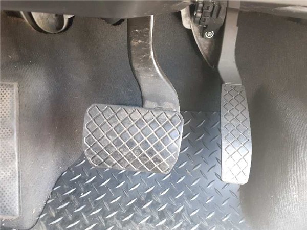 pedal freno volkswagen touareg 7la 2002 25 t