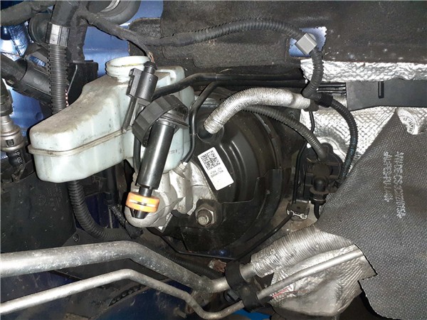 servofreno volkswagen passat berlina 3c2 2005