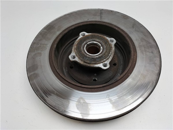 buje trasero derecha bmw serie 5 berlina e60