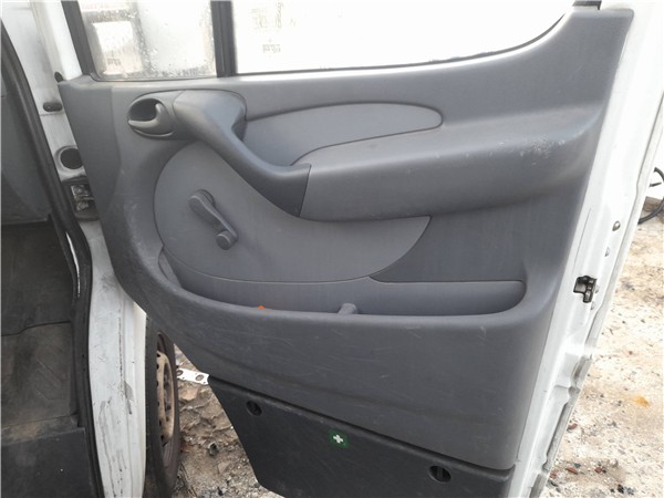 elevalunas electrico delantero derecho merced