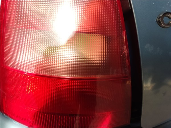 piloto trasero izquierdo citroen c3 2002 14