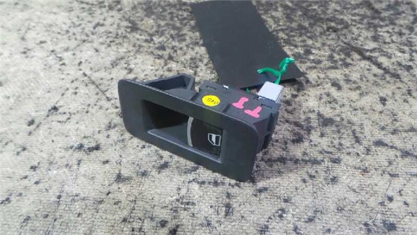 botonera puerta trasera izquierda volkswagen