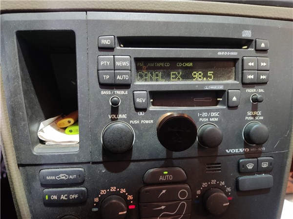 radio cd volvo v70 familiar 2000