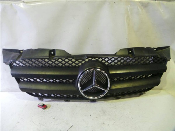 rejilla capo mercedes benz sprinter ii james