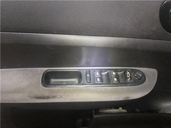 mando elevalunas delantero izquierdo peugeot