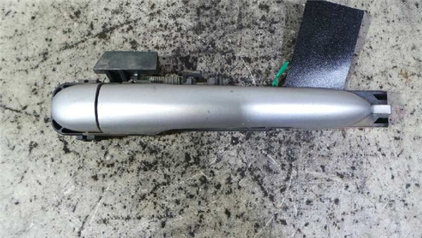 maneta exterior delantera derecha nissan prim