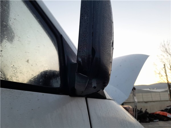retrovisor derecho mercedes benz sprinter com
