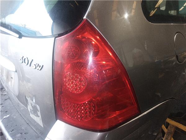 piloto trasero derecho peugeot 307 break sw s