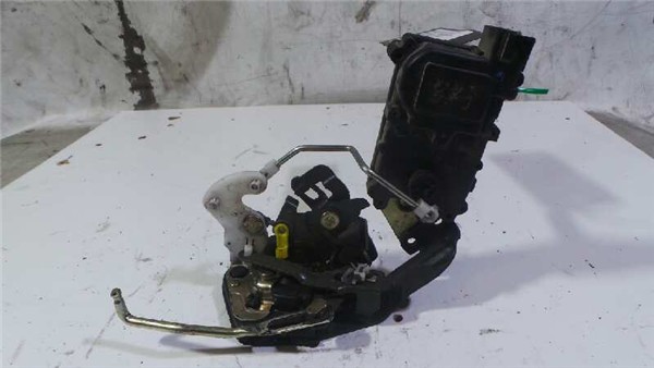 cerradura puerta trasera derecha hyundai acce