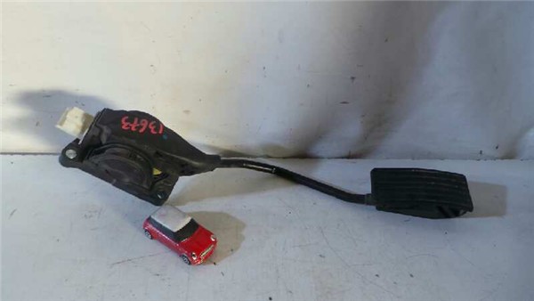 potenciometro pedal gas peugeot 407 2004 16