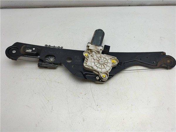 elevalunas electrico trasero derecho mercedes