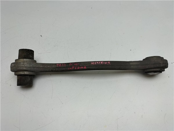 brazo inferior trasero derecho mercedes benz