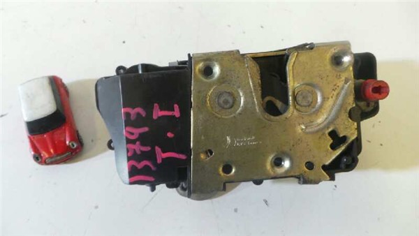 cerradura puerta trasera izquierda peugeot 40