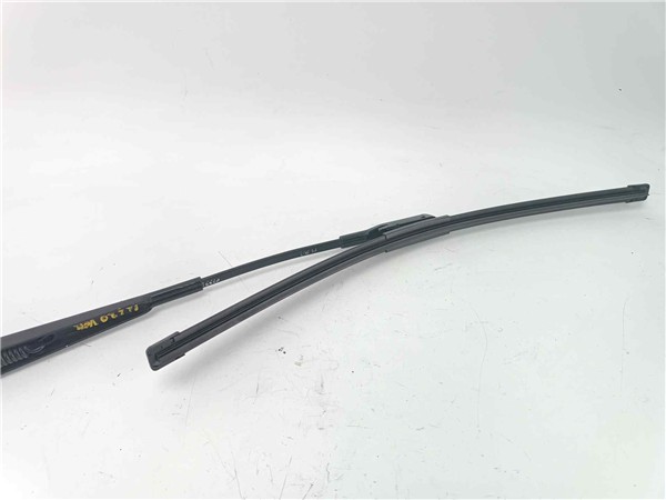brazo limpiaparabrisas delantero derecho opel