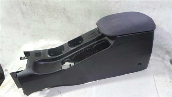 portaobjetos reposabrazos nissan primera berl